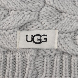 

Шапкa Ugg Cable Hat With Pom 18756 Lgry, Сірий
