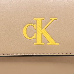 

Сумка Calvin Klein Jeans Sleek Ew Flap Conv Sb20 Solid K60K610319 PF2, Бежевий