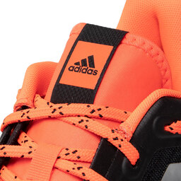

Взуття adidas, Чорний