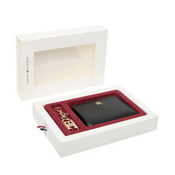 Tommy Hilfiger Набір гаманець і брелок Tommy Hilfiger Med Za W/Flap + Charm AW0AW18041 Чорний