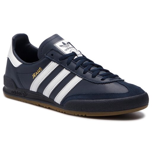 adidas en jeans