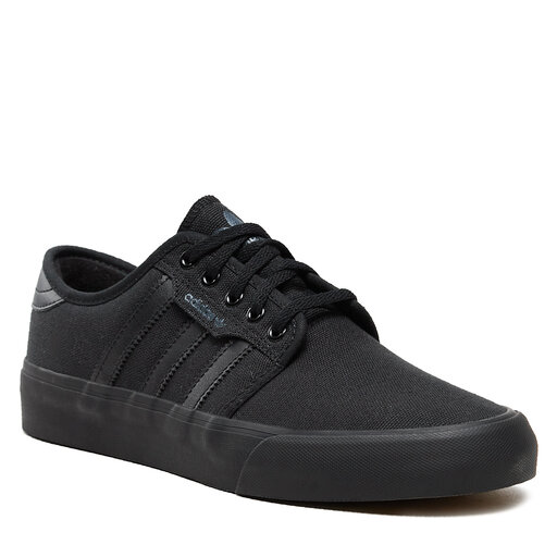Sneakers aus Stoff adidas Seeley XT Shoes GZ8570 Schwarz eschuhe
