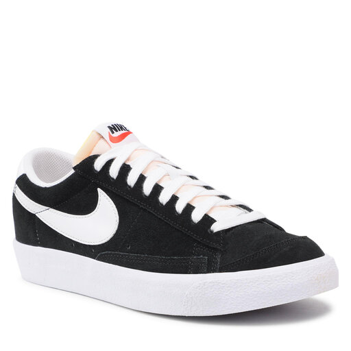 nike blazer low top black