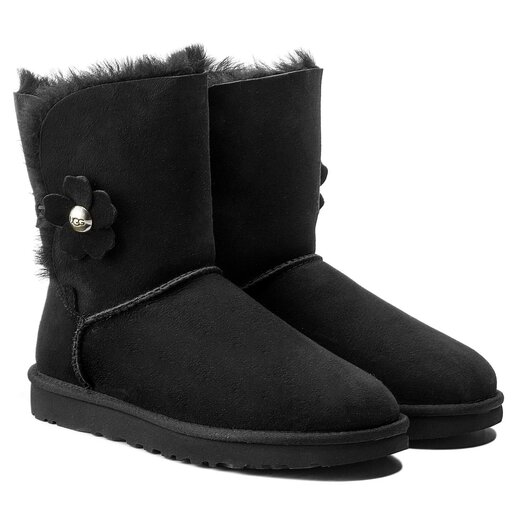 Bailey button poppy uggs top