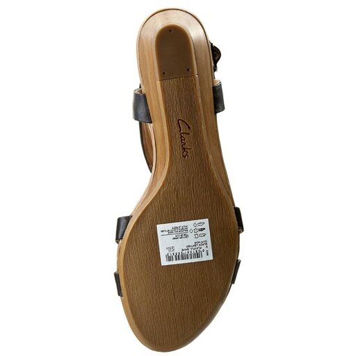 Clarks shop playful game
