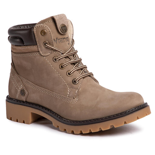 Wrangler walking boots on sale