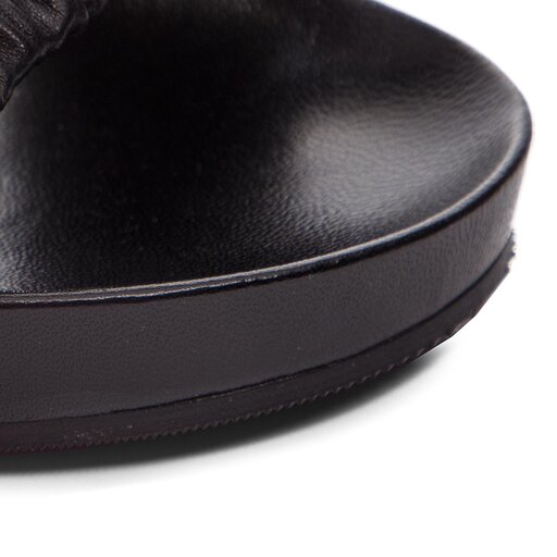 Stuart weitzman shalene sales