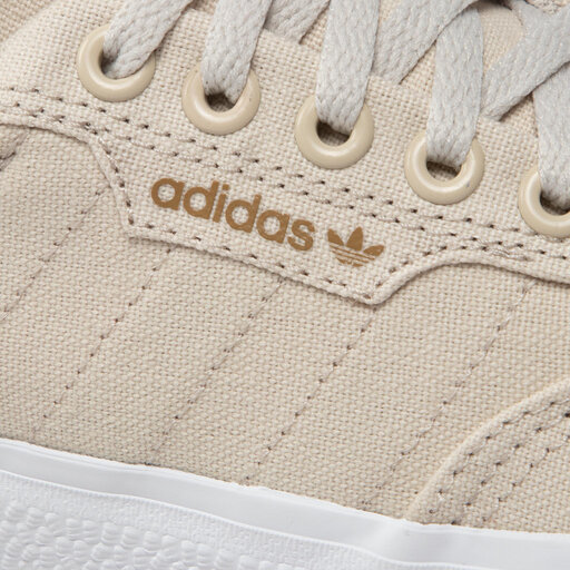 Adidas basket 3mc deals
