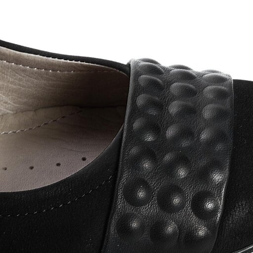 Ecco deals touch 50