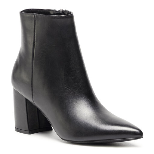 nadalie bootie steve madden