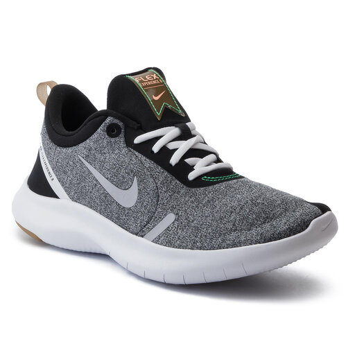 Nike experience clearance rn 8
