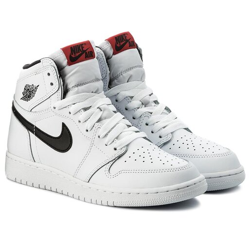 black and white nike air jordan 1 retro high og