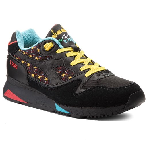 Diadora v7000 clearance little italy