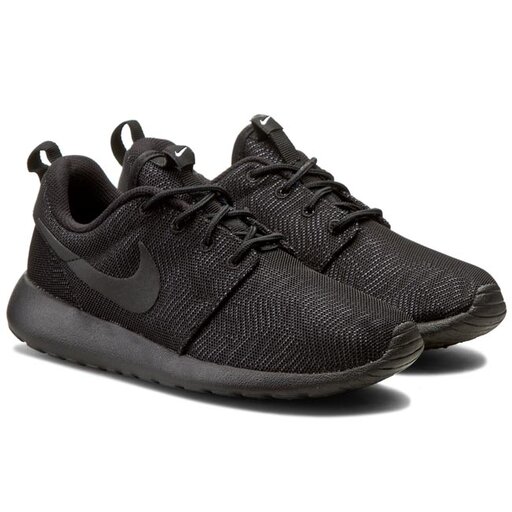 New black nike roshe clearance