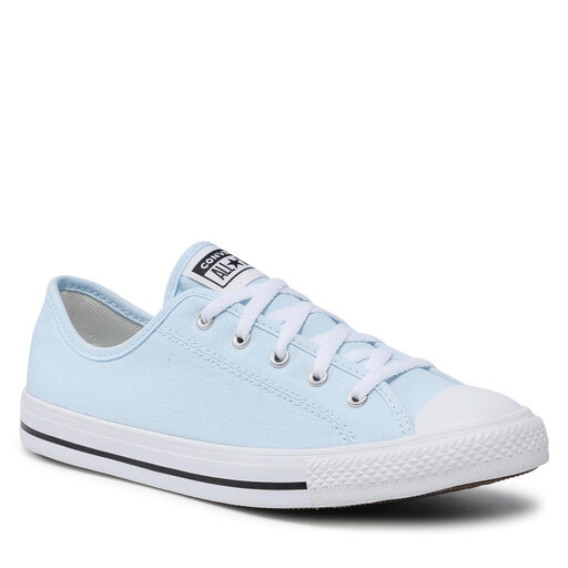Dainty hotsell chambray converse