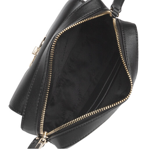 Bolso Mujer Calvin Klein Re-lock Camera Bagw/flap Negro