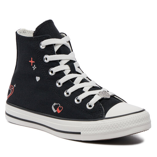 Heart black converse store