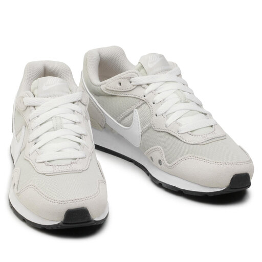 Sneakers Nike Venture Runner CK2948 002 Grau