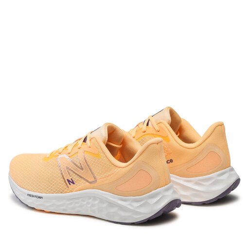 Laufschuhe New Balance Fresh Foam Arishi v4 WARISCS4 Orange eschuhe