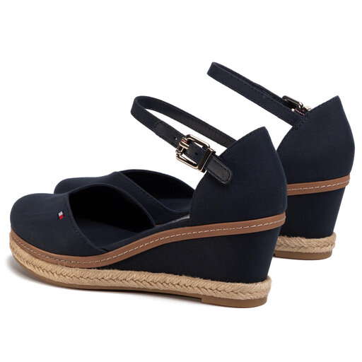 tommy hilfiger basic closed toe mid wedge