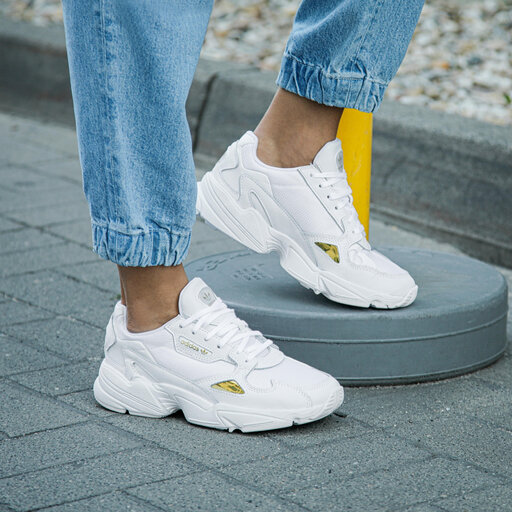 c adidas Falcon W EE8838 evzuttya .ua