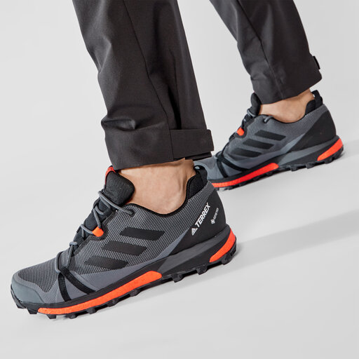 Laufschuhe adidas Terrex Skychaser Lt Gtx GORE TEX FV6828 Grau eschuhe