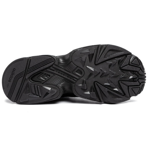 Black and grey adidas yung 1 deals