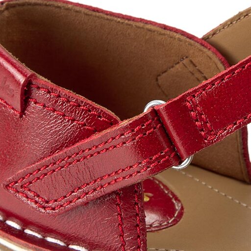 Tustin sahara clarks on sale