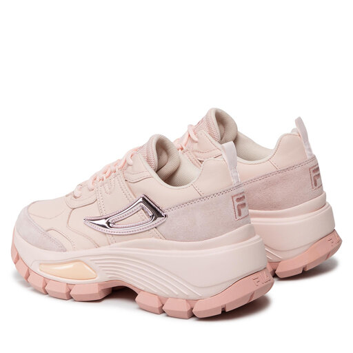 City clearance hiking fila
