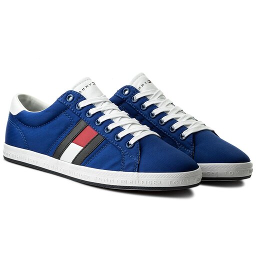 Tommy flag detail discount