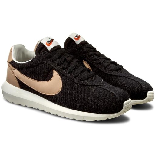 Tan roshes top