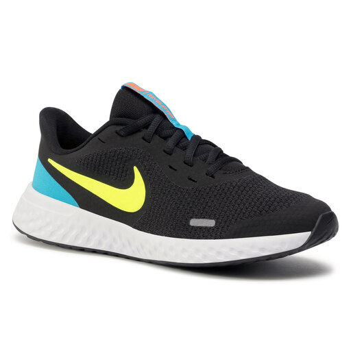 Nike revolution 32 hot sale