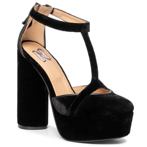 Tommy hilfiger zendaya shoes 2025