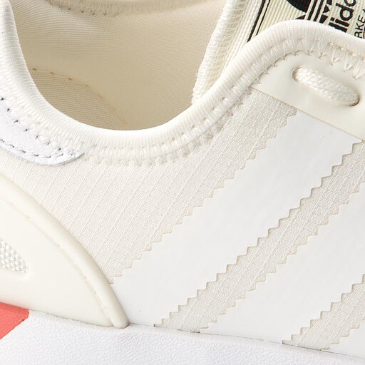 Adidas aq1132 deals