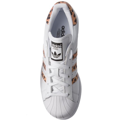 Cq2514 adidas 2025