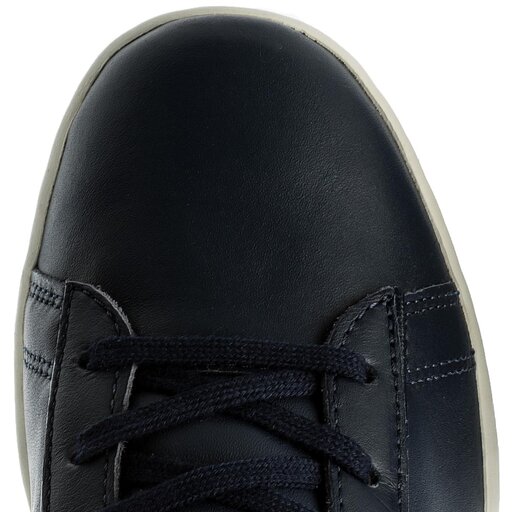Lacoste carnaby evo 417 store