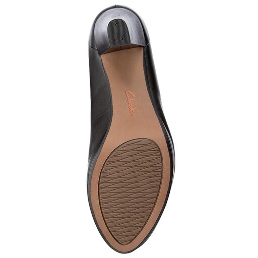 Chorus carol clarks best sale