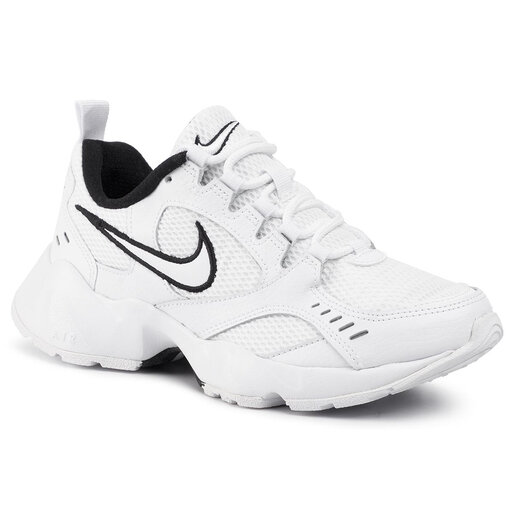 Nike air heights 36 2025