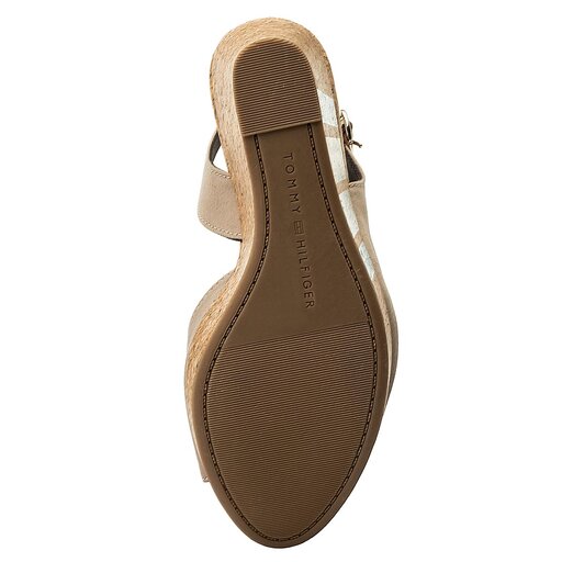 Tommy hilfiger cobblestone discount wedges