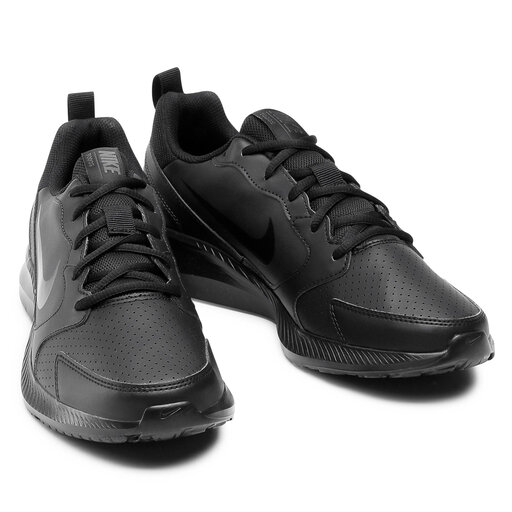 nike todos all black