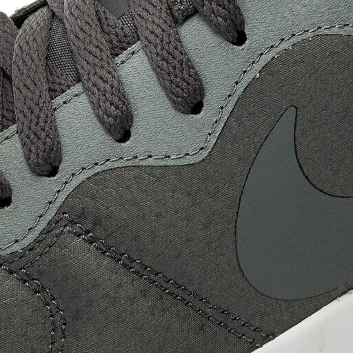 nike md runner 2 grey