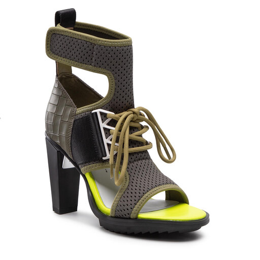 United new arrivals nude sandale
