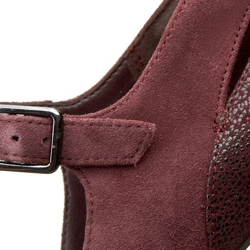 Clarks chorus gia shop