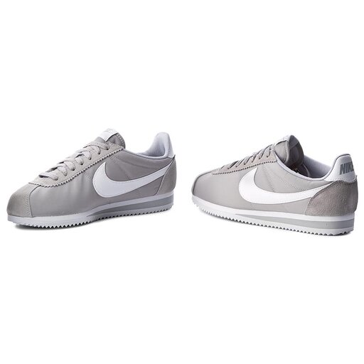 Chelín sector borde Zapatos Nike Classic Cortez Nylon 807472 010 Wolf Grey/White •  Www.zapatos.es