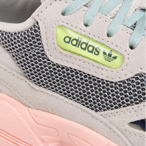 Chaussures adidas Falcon W FV1104 Talc/Hazcor/Grntnt • Www.chaussures.fr