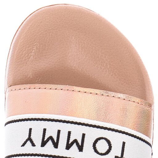 Natika i Tommy Hilfiger Mirror Sparkle Beach Slide FW0FW03038