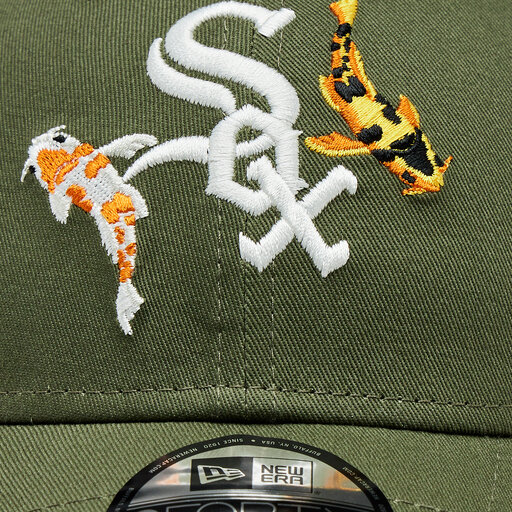 キッシー15900 Czapka z daszkiem New Era Koi Fish 940 White Sox 60364488