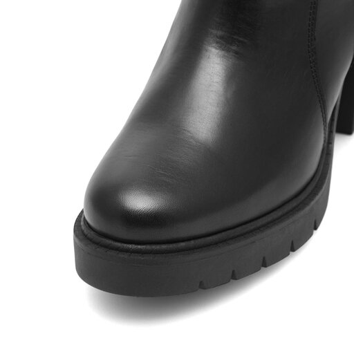 Bullboxer shoes wikipedia hotsell