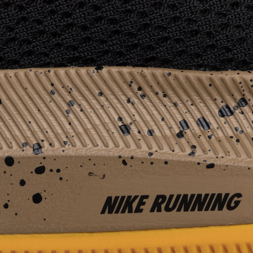 Buty do biegania Nike Quest Se CJ6185 003 Czarny