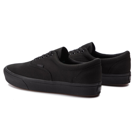 vans comfycush black